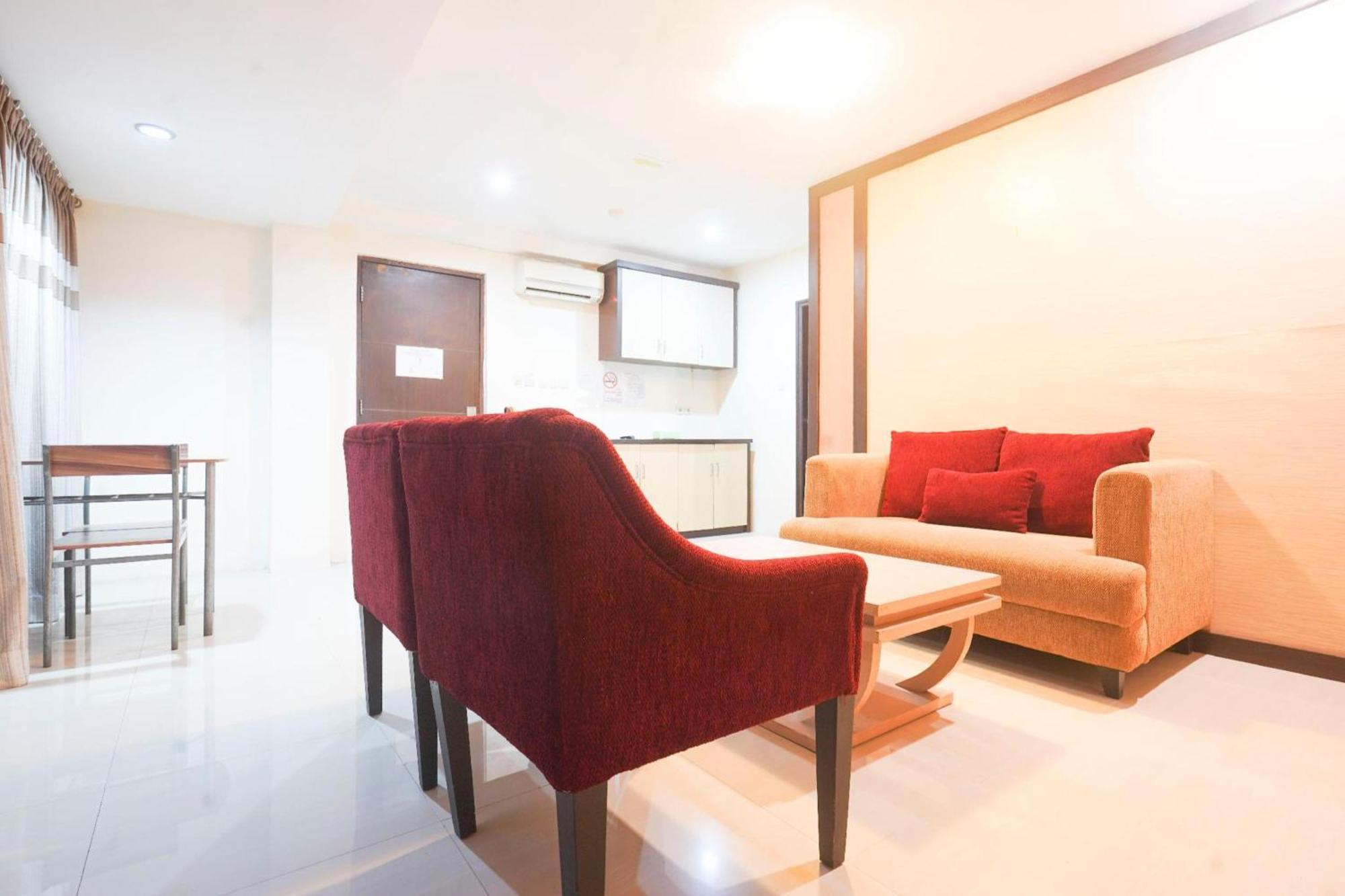נקסר Collection O Losari Near Pantai Losari Formerly Hotel Grand Populer מראה חיצוני תמונה