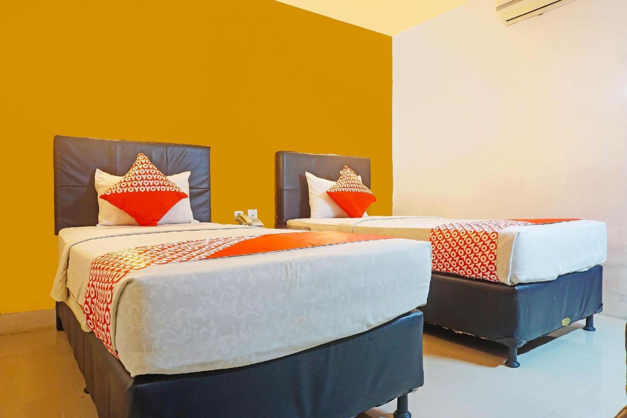 נקסר Collection O Losari Near Pantai Losari Formerly Hotel Grand Populer מראה חיצוני תמונה