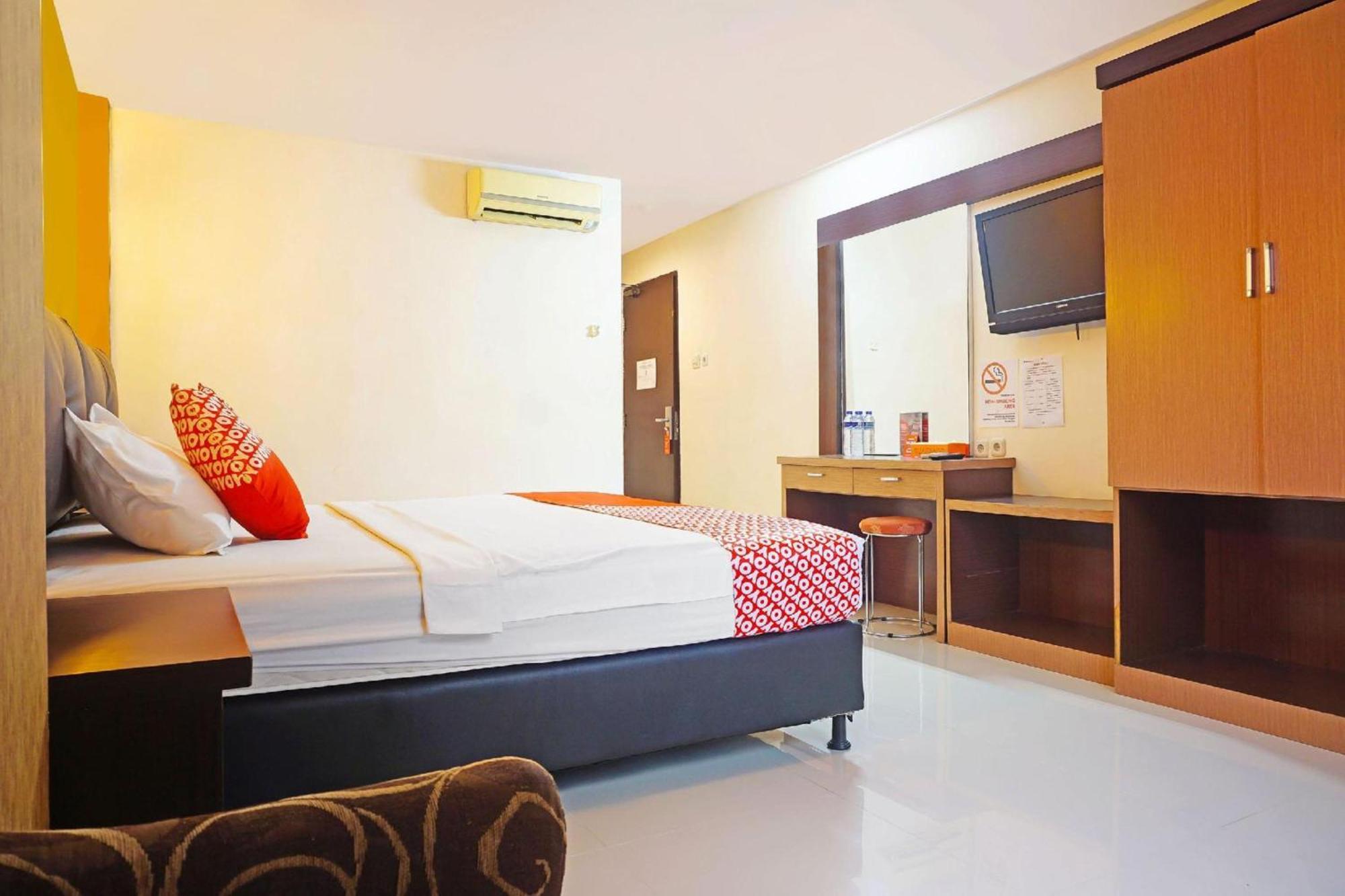 נקסר Collection O Losari Near Pantai Losari Formerly Hotel Grand Populer מראה חיצוני תמונה
