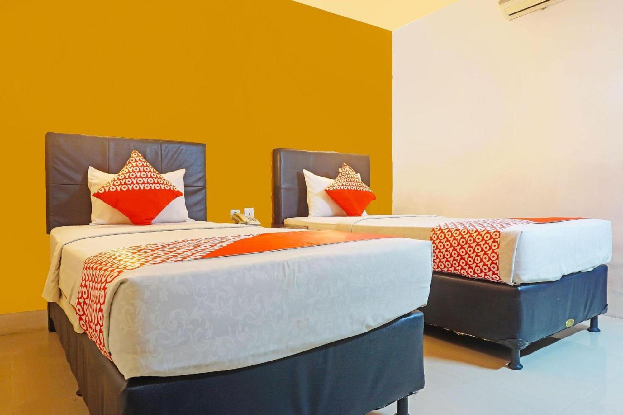 נקסר Collection O Losari Near Pantai Losari Formerly Hotel Grand Populer מראה חיצוני תמונה