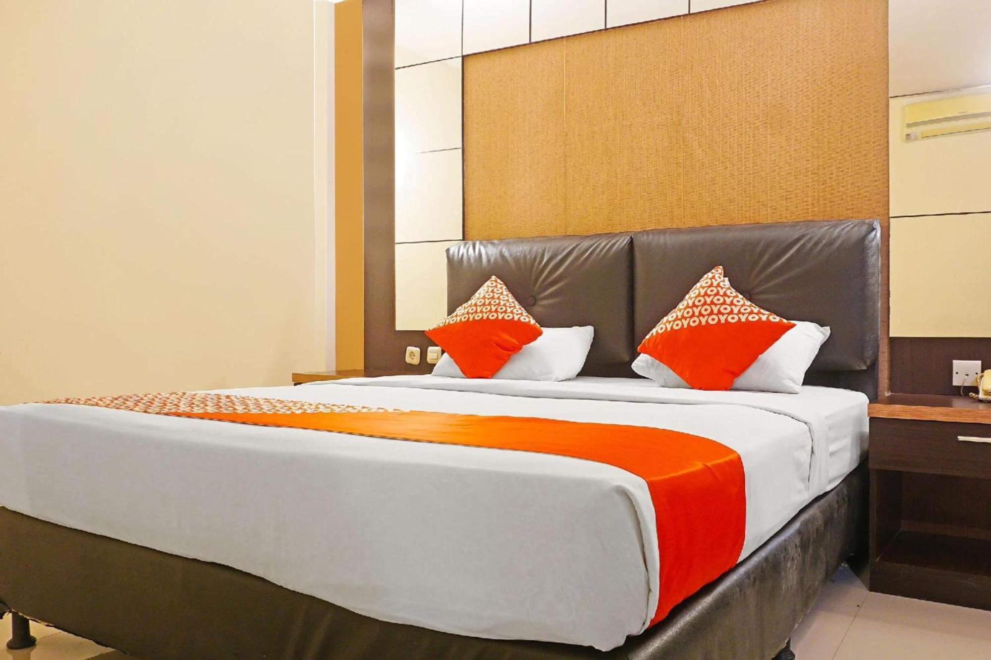 נקסר Collection O Losari Near Pantai Losari Formerly Hotel Grand Populer מראה חיצוני תמונה