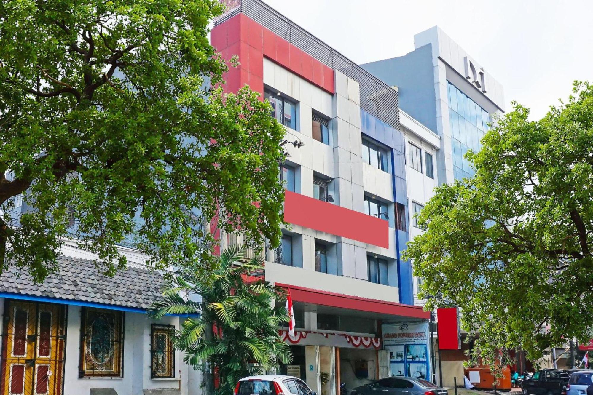 נקסר Collection O Losari Near Pantai Losari Formerly Hotel Grand Populer מראה חיצוני תמונה